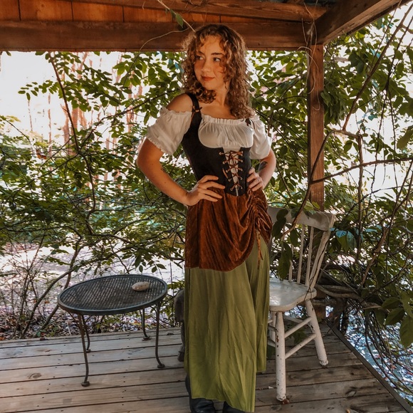 Meet your Posher, Ashley - Picture 5 of 8